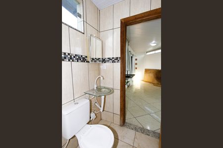 Banheiro Social de kitnet/studio para alugar com 1 quarto, 40m² em Vila Oeste, Belo Horizonte