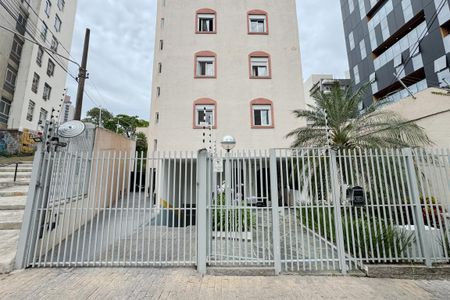 Apartamento para alugar com 80m², 2 quartos e 1 vagaFachada