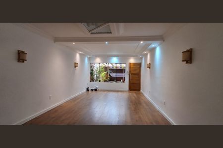 Sala  de casa à venda com 3 quartos, 150m² em Rudge Ramos, São Bernardo do Campo