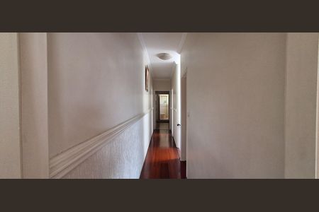 Corredor  de casa à venda com 3 quartos, 150m² em Rudge Ramos, São Bernardo do Campo