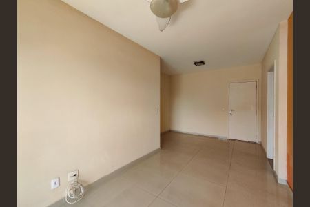 Sala de apartamento à venda com 2 quartos, 70m² em Recreio dos Bandeirantes, Rio de Janeiro