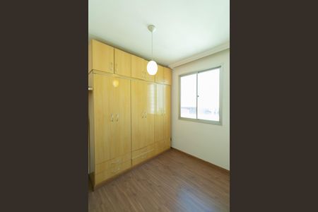Apartamento à venda com 2 quartos, 64m² em Castelo, Belo Horizonte