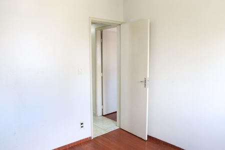 Quarto 01 de apartamento para alugar com 2 quartos, 80m² em Setor Aeroporto, Goiânia