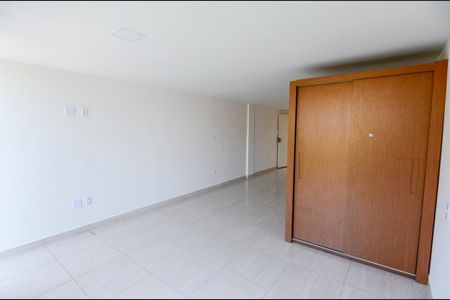 Studio de kitnet/studio para alugar com 1 quarto, 35m² em Cidade Nova, Rio de Janeiro