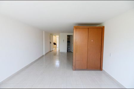 Studio de kitnet/studio para alugar com 1 quarto, 35m² em Cidade Nova, Rio de Janeiro