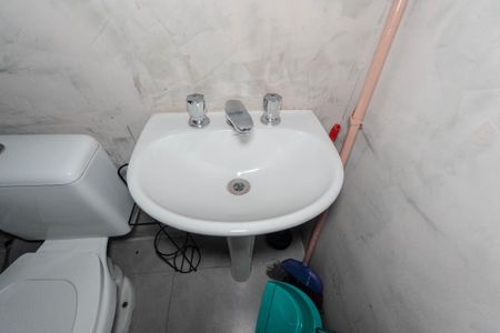 Banheiro de kitnet/studio à venda com 1 quarto, 37m² em Bela Vista, São Paulo