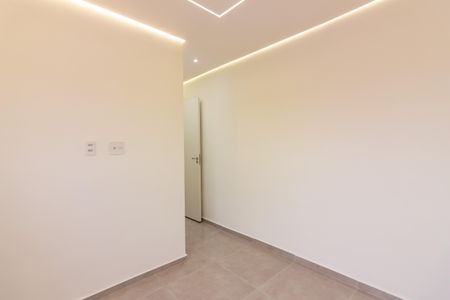 Quarto 1 de apartamento para alugar com 2 quartos, 40m² em Presidente Altino, Osasco