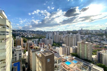 Vista da Sala de apartamento à venda com 3 quartos, 95m² em Santo Antônio, Belo Horizonte
