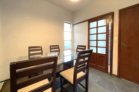 Sala de jantar de apartamento à venda com 3 quartos, 95m² em Santo Antônio, Belo Horizonte