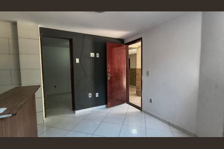 Sala de apartamento para alugar com 1 quarto, 35m² em Recreio dos Bandeirantes, Rio de Janeiro