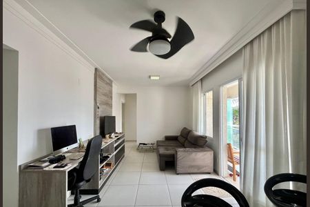 Sala de apartamento para alugar com 2 quartos, 67m² em Taquaral, Campinas