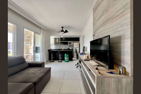 Sala de apartamento para alugar com 2 quartos, 67m² em Taquaral, Campinas