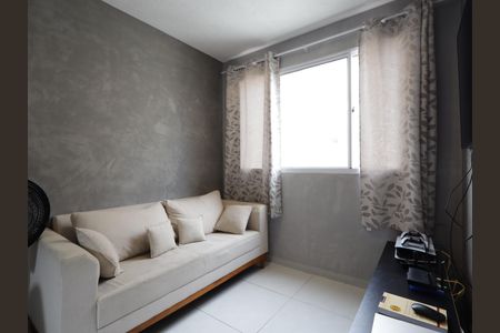 Sala de apartamento para alugar com 2 quartos, 43m² em Vila Suzana, São Paulo