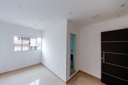 Casa para alugar com 2 quartos, 60m² em Jardim Mimar, São Paulo