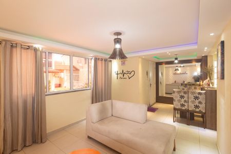 Sala de casa de condomínio para alugar com 2 quartos, 120m² em Campo Grande, Rio de Janeiro