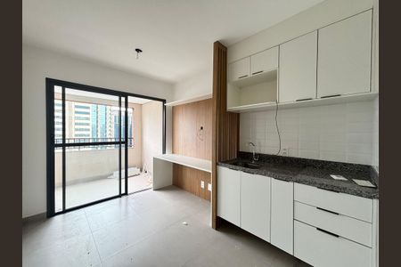 Sala/Cozinha de apartamento para alugar com 1 quarto, 32m² em Moema, São Paulo