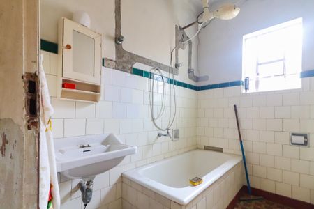 Banheiro de casa para alugar com 2 quartos, 250m² em Vila Sao Luis, São Paulo