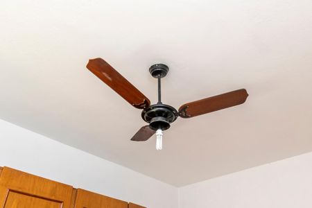 Quarto 1 de apartamento para alugar com 2 quartos, 85m² em Olaria, Rio de Janeiro