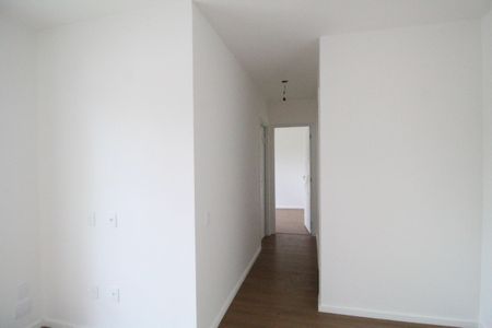 Sala - Corredor de apartamento para alugar com 2 quartos, 48m² em Barra Olímpica, Rio de Janeiro