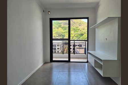 Sala  de apartamento para alugar com 2 quartos, 51m² em Recreio dos Bandeirantes, Rio de Janeiro