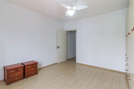 Quarto 1 de casa para alugar com 2 quartos, 100m² em Parque Colonial, São Paulo
