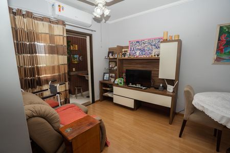 Sala de apartamento à venda com 3 quartos, 124m² em Jardim Lindóia, Porto Alegre