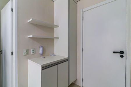 Cozinha de apartamento para alugar com 1 quarto, 40m² em Butantã, São Paulo