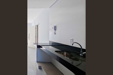 Sala/Cozinha de apartamento para alugar com 3 quartos, 73m² em Serra, Belo Horizonte