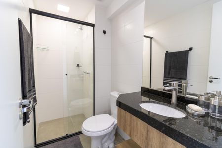 Studio para alugar com 32m², 1 quarto e 1 vaga Studio para alugar com 32m², 1 quarto e 1 vagaBanheiro