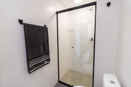 Studio para alugar com 32m², 1 quarto e 1 vaga Studio para alugar com 32m², 1 quarto e 1 vagaBanheiro