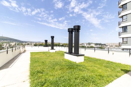 Studio para alugar com 32m², 1 quarto e 1 vaga Studio para alugar com 32m², 1 quarto e 1 vagaTerraço