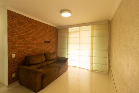 Sala de apartamento para alugar com 2 quartos, 55m² em Campo Grande, Rio de Janeiro