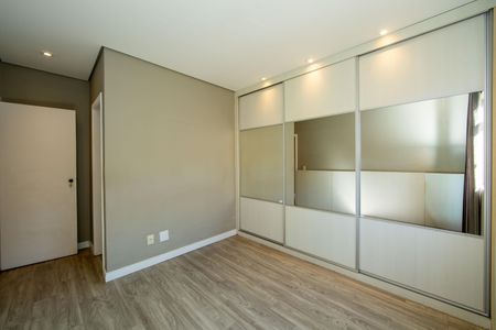 Apartamento para alugar com 85m², 3 quartos e 2 vagas Apartamento para alugar com 85m², 3 quartos e 2 vagasQuarto 1