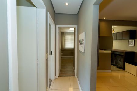 Corredor de apartamento para alugar com 3 quartos, 84m² em Estoril, Belo Horizonte