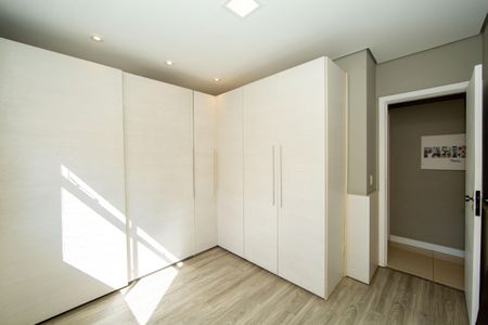 Apartamento para alugar com 85m², 3 quartos e 2 vagas Apartamento para alugar com 85m², 3 quartos e 2 vagasQuarto 2