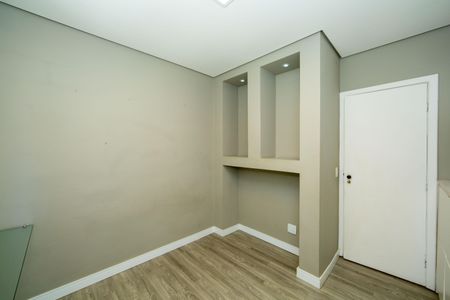 Apartamento para alugar com 85m², 3 quartos e 2 vagas Apartamento para alugar com 85m², 3 quartos e 2 vagasSuíte