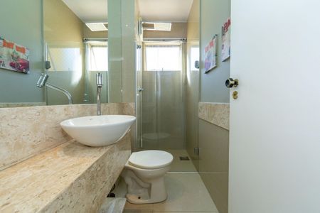 Apartamento para alugar com 85m², 3 quartos e 2 vagas Apartamento para alugar com 85m², 3 quartos e 2 vagasBanheiro Social