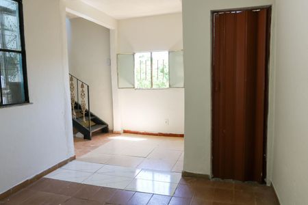 Sala - 1º Pavimento de casa para alugar com 2 quartos, 67m² em Cavalcanti, Rio de Janeiro