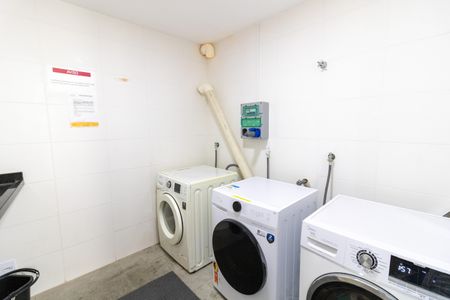 Apartamento para alugar com 79m², 2 quartos e 1 vaga Apartamento para alugar com 79m², 2 quartos e 1 vagaLavanderia