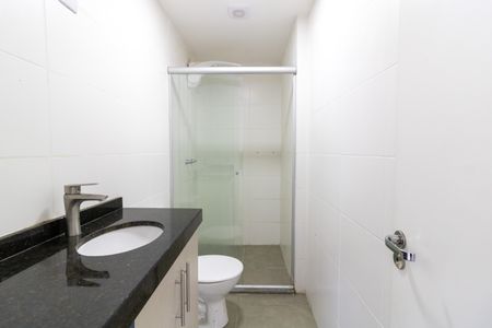 Apartamento para alugar com 79m², 2 quartos e 1 vaga Apartamento para alugar com 79m², 2 quartos e 1 vagaBanheiro