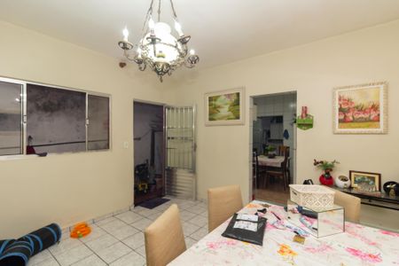 Sala de casa para alugar com 10 quartos, 500m² em Vila Taquari, São Paulo