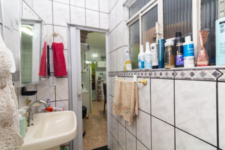 Banheiro de casa para alugar com 10 quartos, 500m² em Vila Taquari, São Paulo