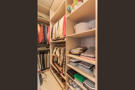 Suíte de apartamento à venda com 4 quartos, 138m² em Bela Vista, Porto Alegre