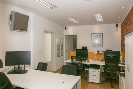 Sala de casa à venda com 2 quartos, 140m² em Lapa, São Paulo