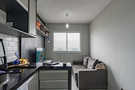 Sala e cozinha de apartamento à venda com 1 quarto, 24m² em Sacoma, São Paulo