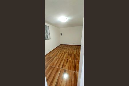 Quarto 2 de casa para alugar com 2 quartos, 47m² em Conjunto Residencial Salvador Tolezani, São Paulo