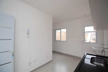 Sala / Cozinha  de apartamento para alugar com 1 quarto, 34m² em Vila Mazzei, São Paulo