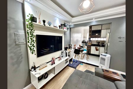 Sala de apartamento à venda com 2 quartos, 60m² em Cidade Brasil, Guarulhos