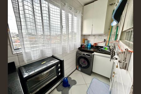 Apartamento à venda com 60m², 2 quartos e 1 vagaÁrea de Serviço