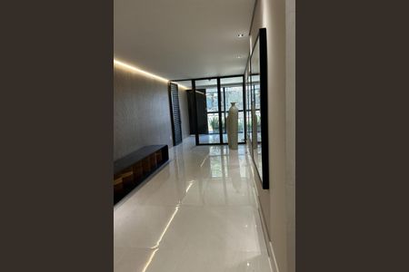 Apartamento à venda com 72m², 2 quartos e 3 vagas